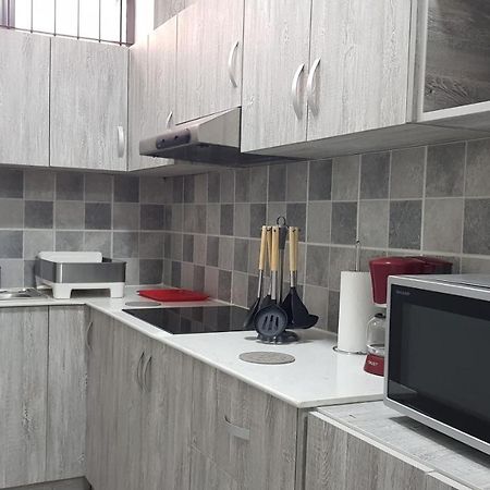 Ferienwohnung Modern Luxury Studio Fully Equipped Flic-en-Flacq Exterior foto